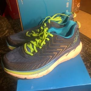 Mens HOKA Clifton 4